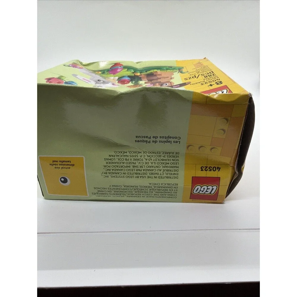 LEGO Seasonal Easter Rabbits Display 40523 New box damaged